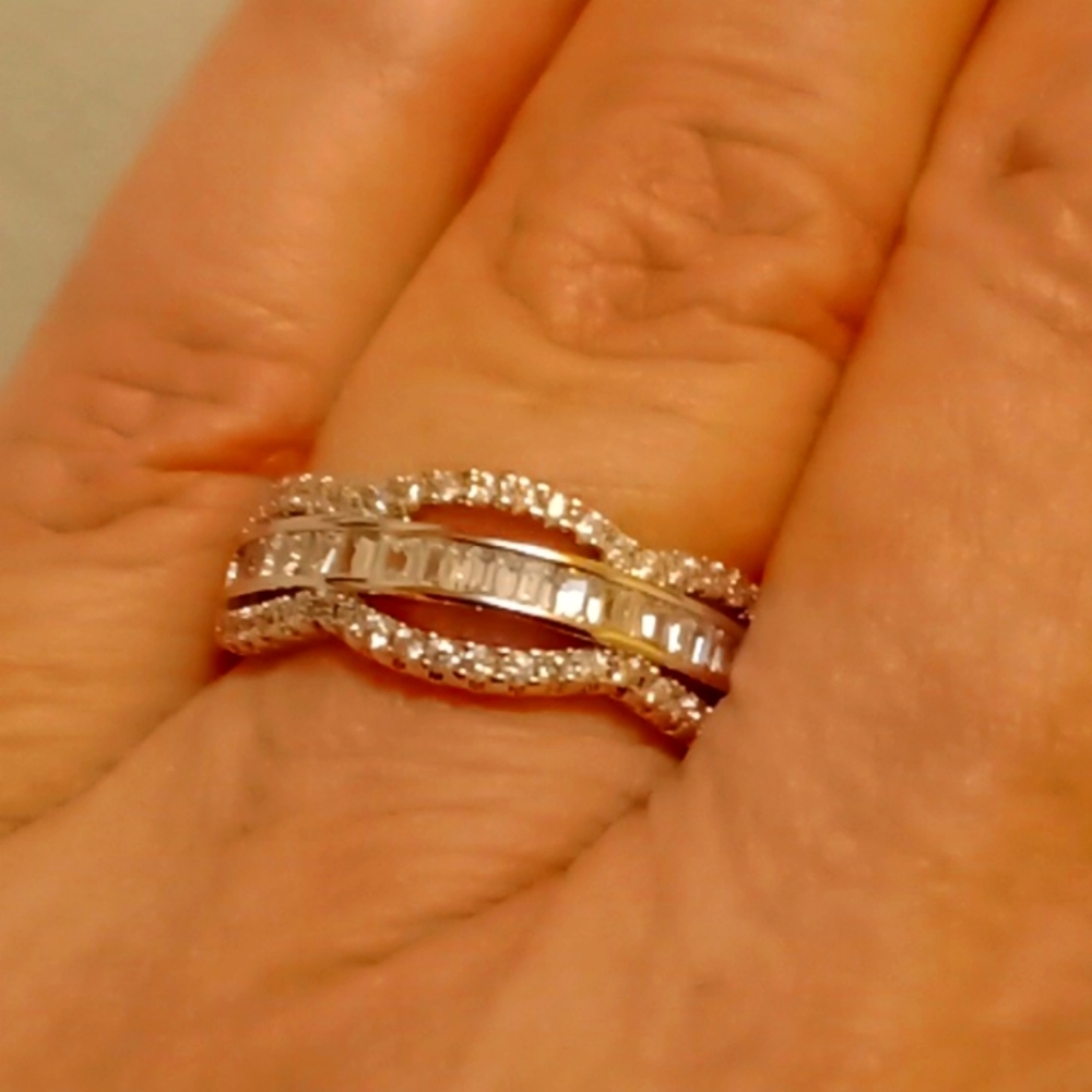 New cz  sterling silver ring